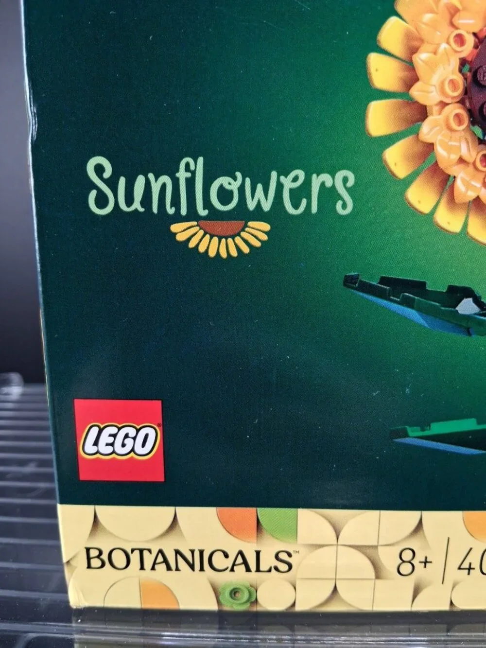 LEGO Botanicals Sunflowers Building Set 40524 191 Pieces Age 8+